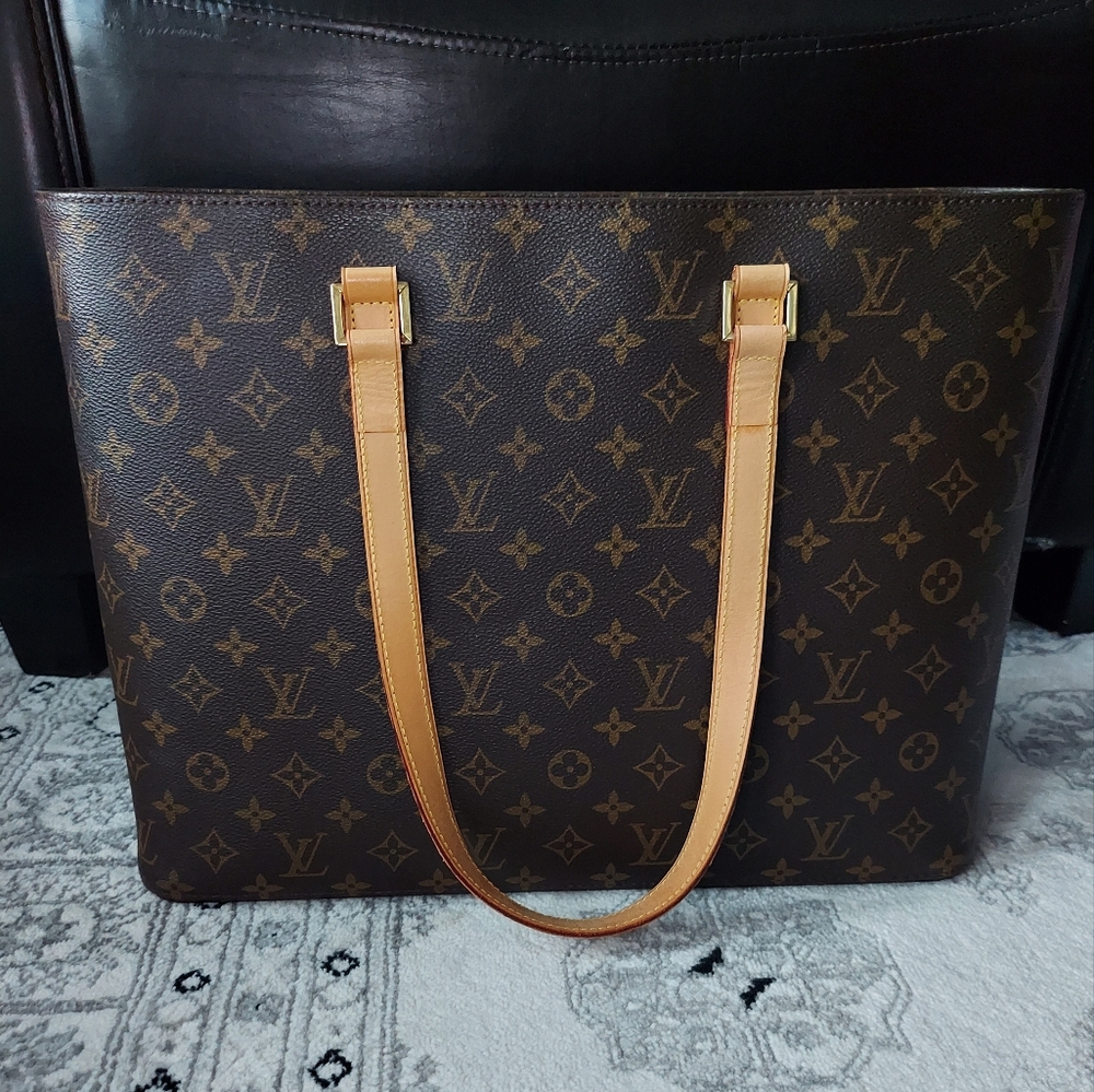 Louis Vuitton Monogram Luco Tote